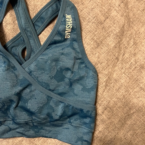 GYMSHARK ADAPT CAMO SEAMLESS SPORTS BRA SIZE MEDIUM - Picture 3 of 5